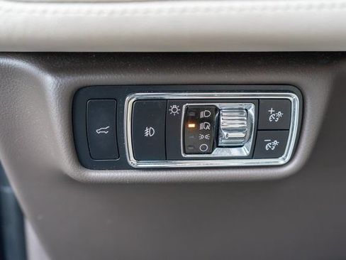 Used 2020 Lincoln Aviator Reserve w/ Elements Package Plus AWD/4WD image 22