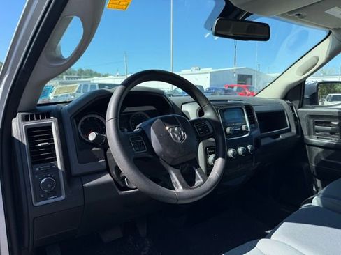 Used 2018 RAM 1500 Express image 6