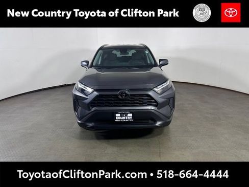 Used 2024 Toyota RAV4 XLE AWD/4WD image 8