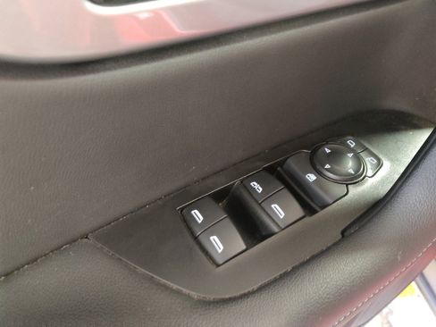 Used 2019 Chevrolet Blazer LT FWD image 27