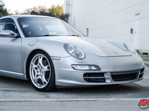 Used 2005 Porsche 911 Carrera S image 23