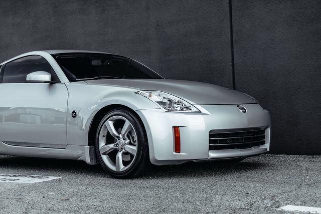 Used 2008 Nissan 350Z Touring w/ Cargo Convenience Pkg RWD image 55