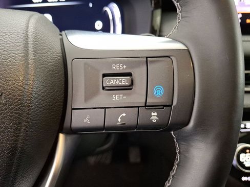 Used 2023 INFINITI QX60 Sensory w/ Cargo Package image 18