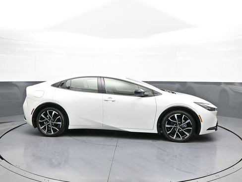 Certified 2024 Toyota Prius Prime image 5