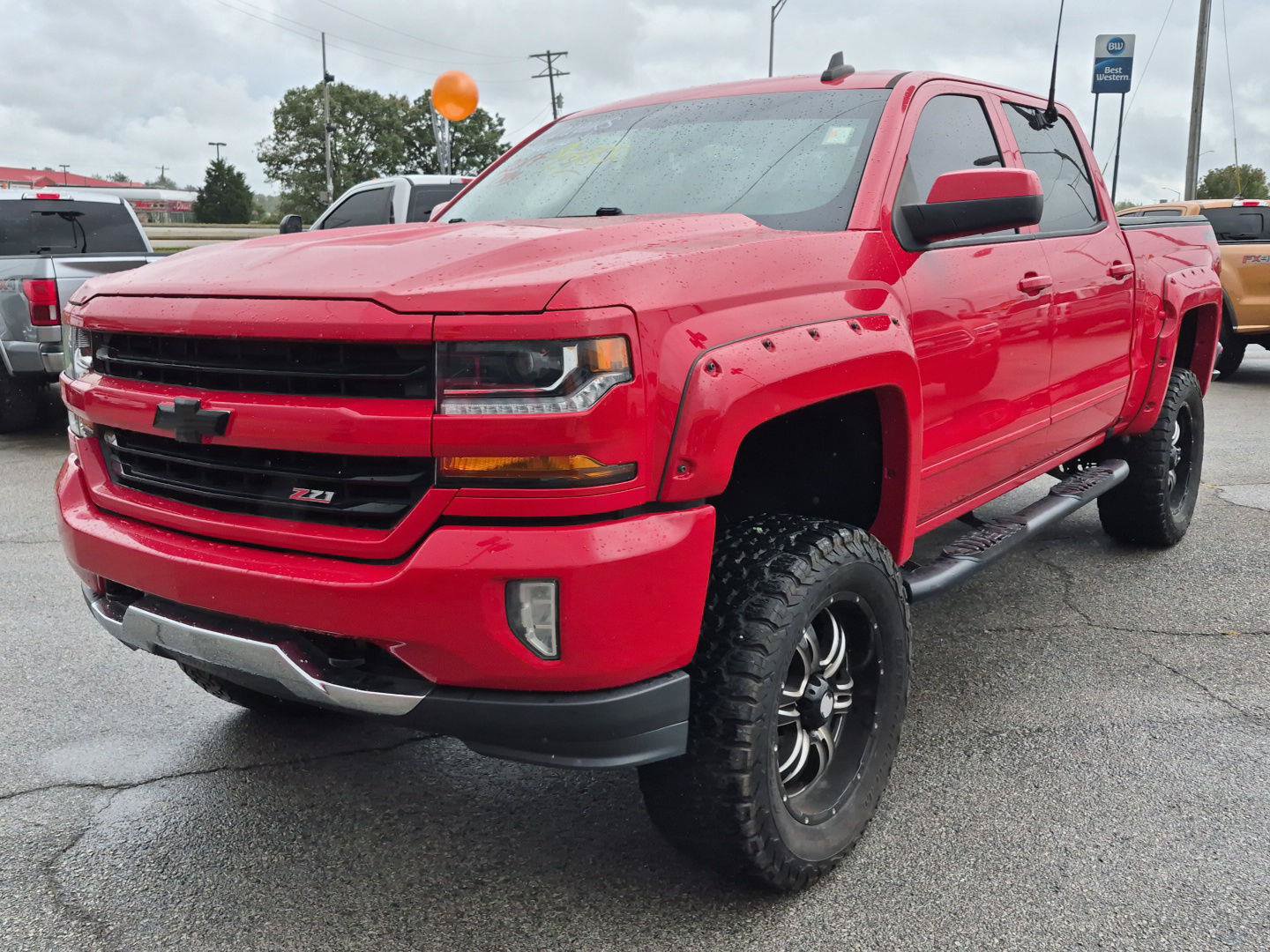 Used 2017 Chevrolet Silverado 1500 LT w/ All Star Edition AWD/4WD image 7