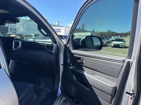 Used 2025 Toyota Tundra Platinum w/ TRD Off-Road Package image 17