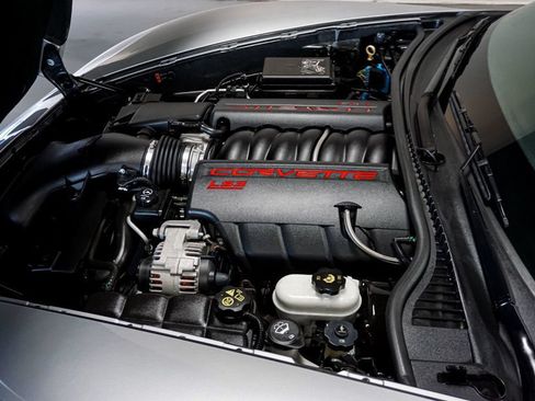 Used 2012 Chevrolet Corvette Grand Sport w/ 3LT Preferred Equipment Group RWD image 13