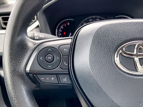 Used 2024 Toyota RAV4 LE image 21