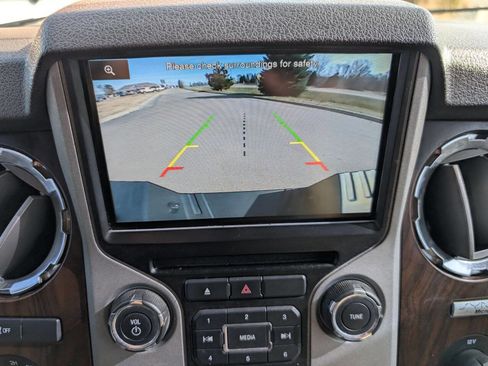 Used 2013 Ford F350 Lariat w/ Chrome Pkg image 19