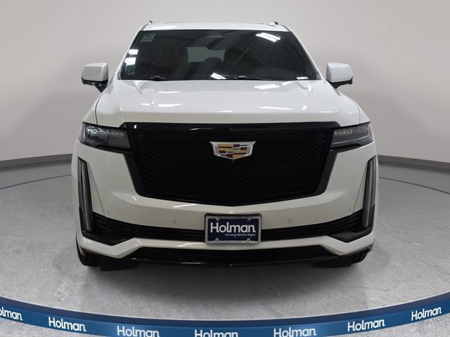 Used 2021 Cadillac Escalade Sport w/ Driver Assist Tech Package AWD/4WD image 3