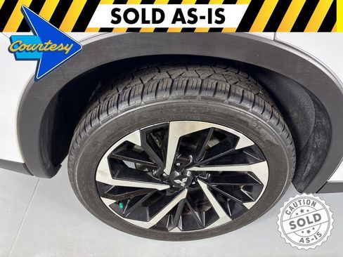 Used 2022 Mitsubishi Outlander ES FWD image 11