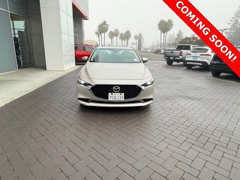 Used 2022 MAZDA MAZDA3 s image 2