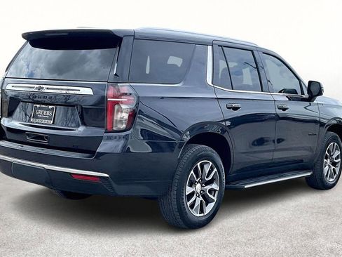 Used 2024 Chevrolet Tahoe LT w/ Luxury Package image 2