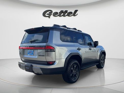 Used 2024 Lexus GX 550 AWD/4WD image 4