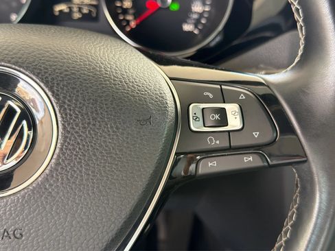 Used 2015 Volkswagen Jetta Sport FWD image 28