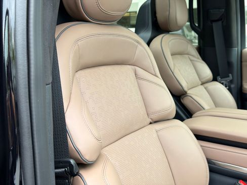 New 2026 Lincoln Navigator L Black Label image 12