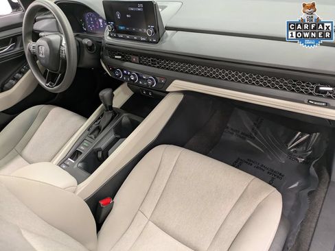 Certified 2024 Honda Accord EX image 29