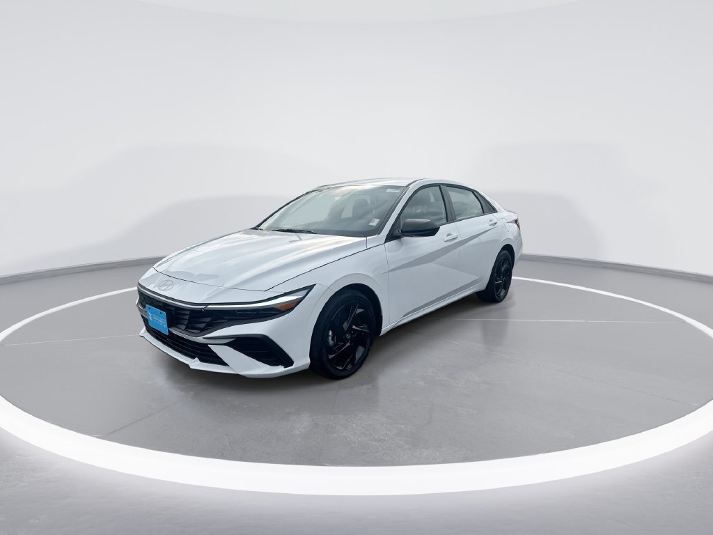 New 2026 Hyundai Elantra SEL FWD image 4