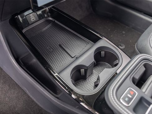 Certified 2025 Ford Mustang Mach-E Select AWD/4WD image 19