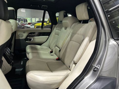 Used 2019 Land Rover Range Rover HSE AWD/4WD image 6