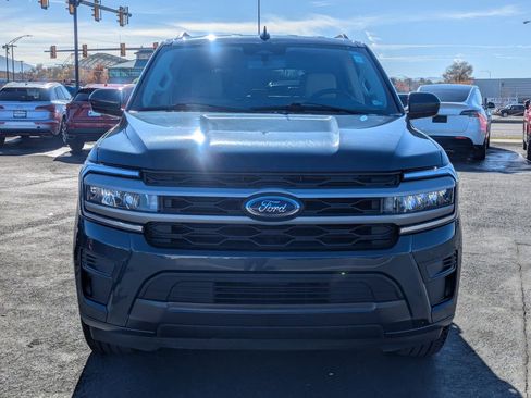 Used 2024 Ford Expedition XLT AWD/4WD image 10