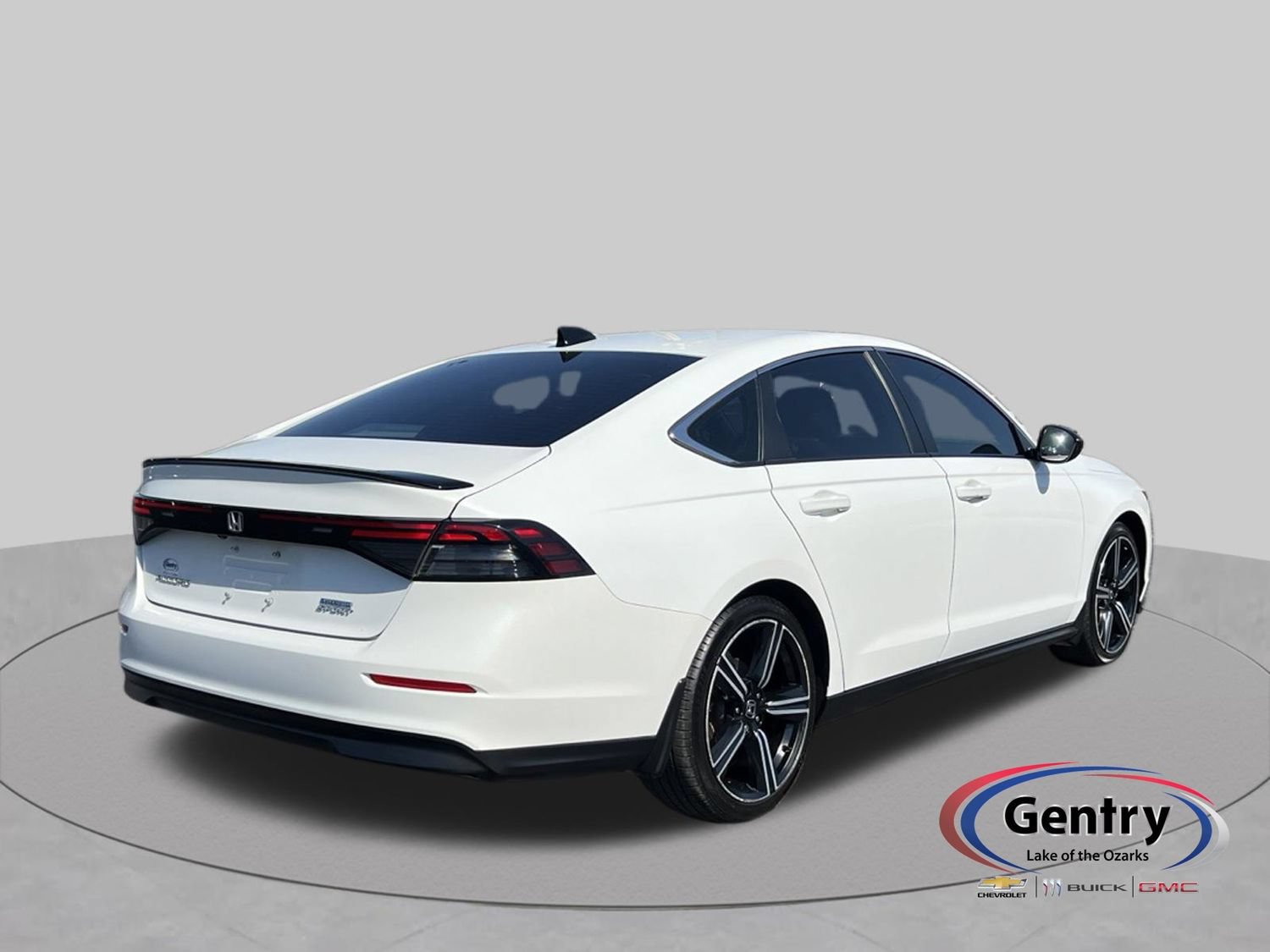 Used 2023 Honda Accord Sport image 5