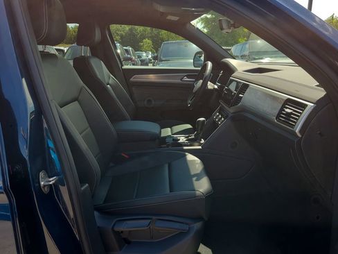 Used 2023 Volkswagen Atlas Cross Sport SE w/ Panoramic Sunroof Package AWD/4WD image 20