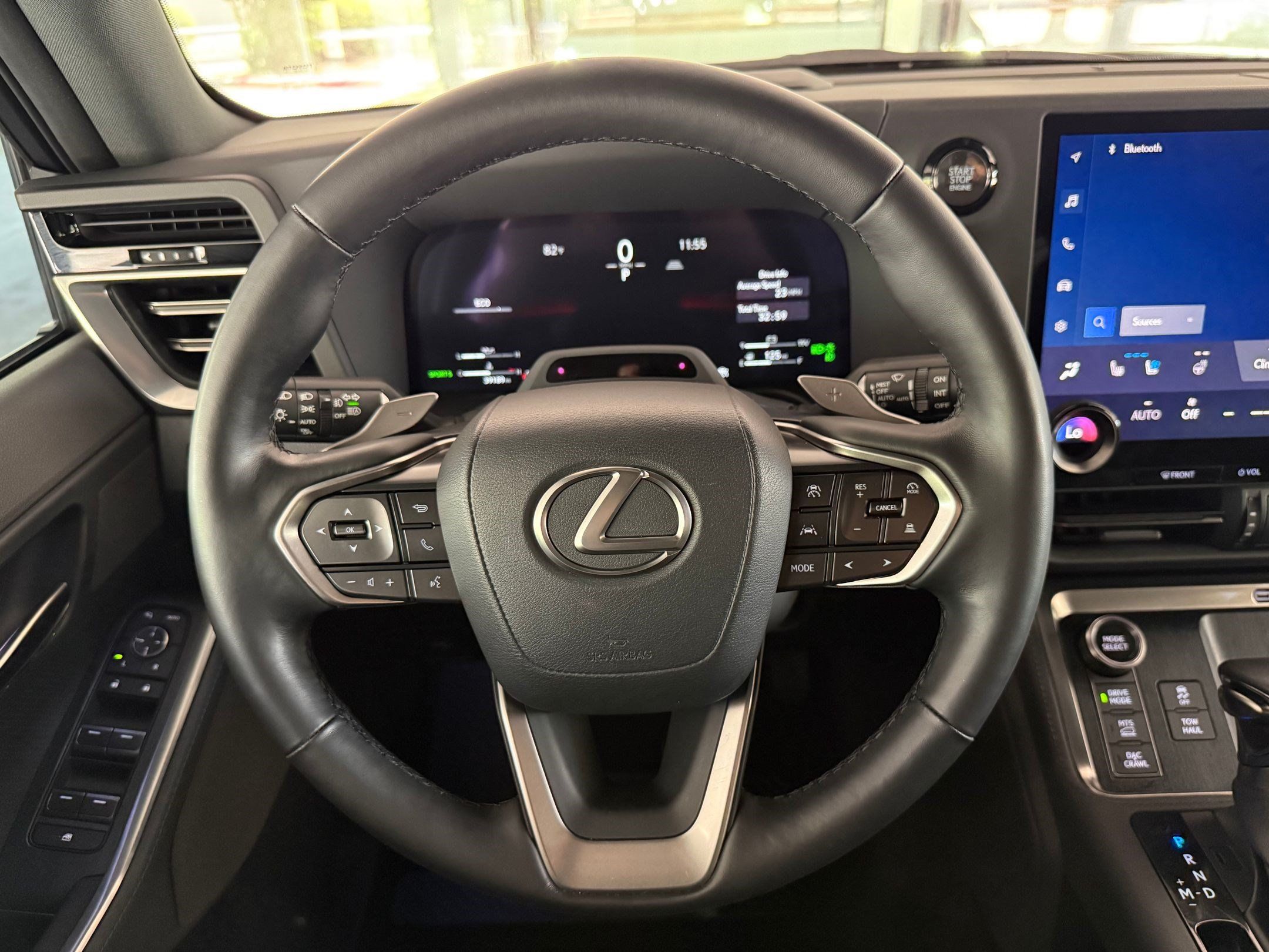 Used 2024 Lexus GX 550 AWD/4WD image 11