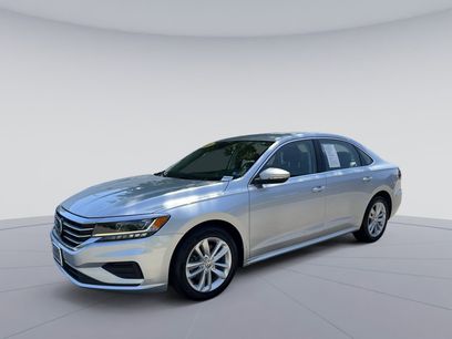 Used 2020 Volkswagen Passat 2.0T SE