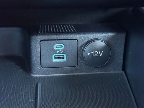 Used 2022 Ford Escape SE w/ Cold Weather Package image 13