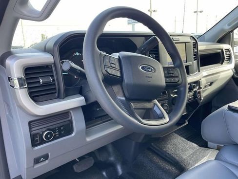 New 2026 Ford F550 4x4 Supercab Super Duty image 14