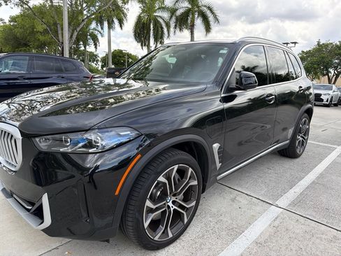 Used 2026 BMW X5 xDrive50e w/ Premium Package AWD/4WD image 1