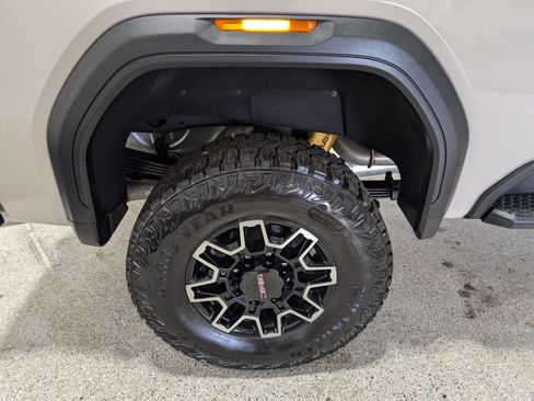 Used 2026 GMC Sierra 2500 AT4X AWD/4WD image 13
