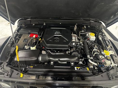 Used 2021 Jeep Wrangler Unlimited Rubicon w/ Uconnect 4C Nav & Sound Group image 11