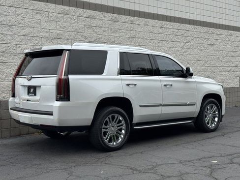Used 2016 Cadillac Escalade 2WD image 18