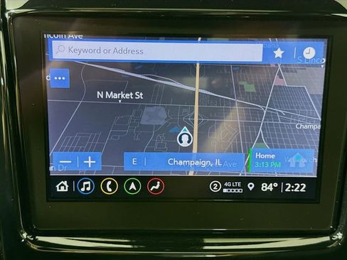 Used 2023 Chevrolet Traverse Premier image 13