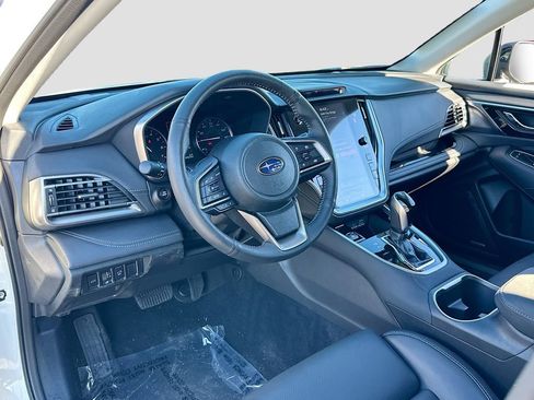 Used 2023 Subaru Outback Limited image 9
