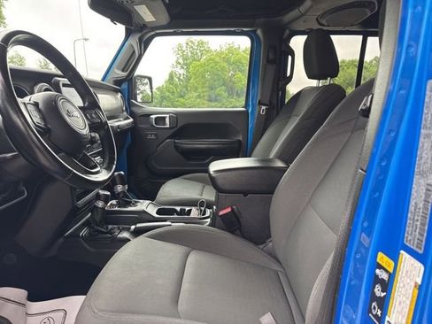 Used 2021 Jeep Wrangler Unlimited Sport AWD/4WD image 16