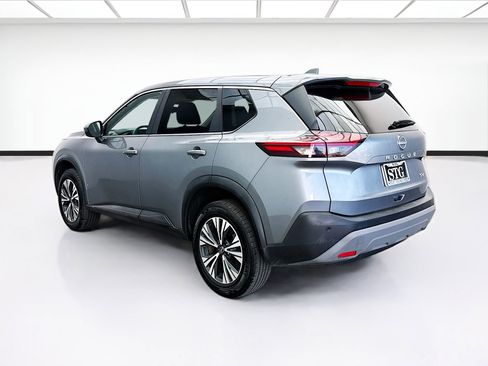 Used 2023 Nissan Rogue SV FWD image 6