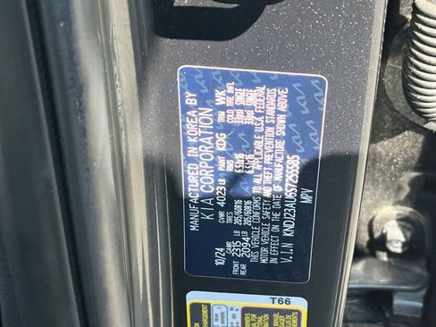 Used 2025 Kia Soul LX w/ LX Technology Package image 27