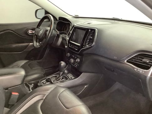 Used 2019 Jeep Cherokee Limited AWD/4WD image 31