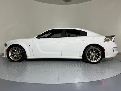Used 2023 Dodge Charger Scat Pack image 2