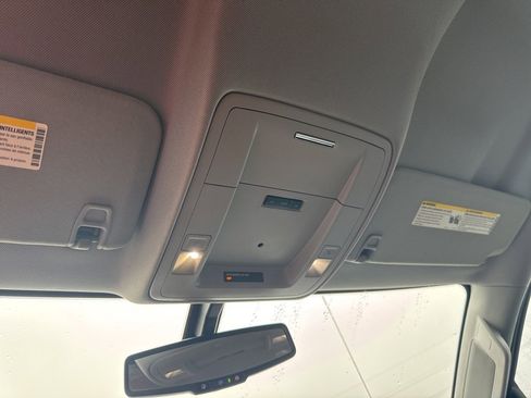 Used 2018 Chevrolet Silverado 1500 Custom w/ Custom Value Package image 28