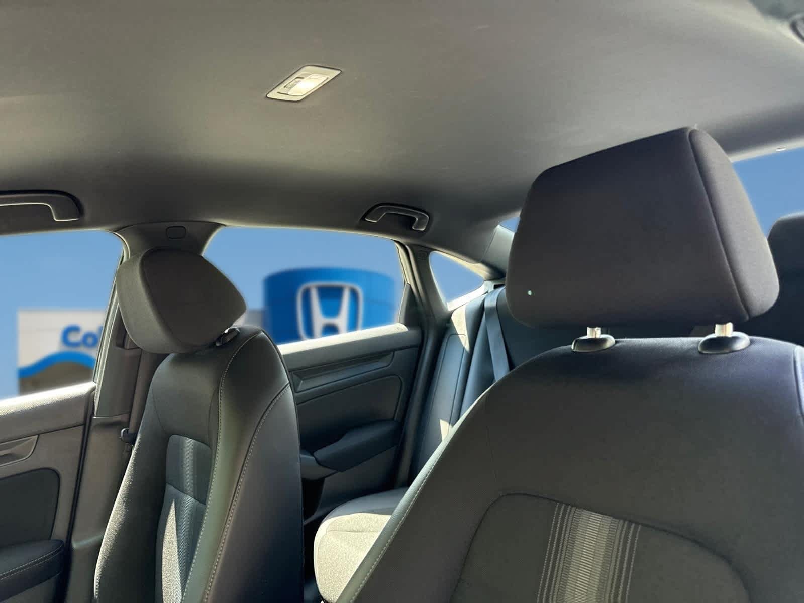 Used 2023 Honda Civic Sport image 15