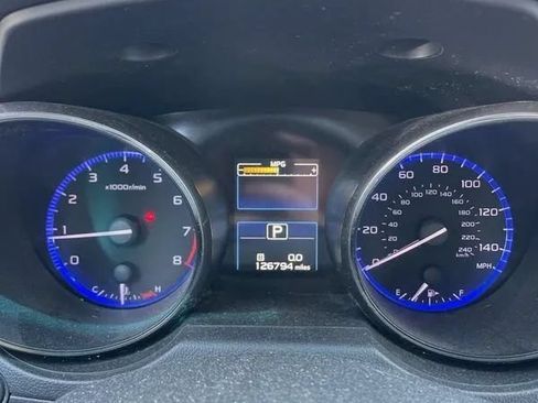 Used 2017 Subaru Legacy 2.5i Limited AWD/4WD image 29