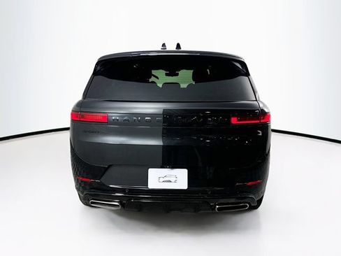 New 2026 Land Rover Range Rover Sport Dynamic SE AWD/4WD image 6