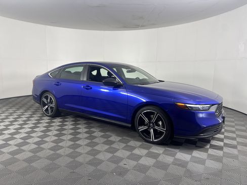 Certified 2023 Honda Accord Sport image 2