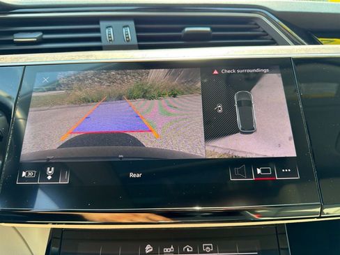 Used 2019 Audi e-tron Premium Plus w/ Cold Weather Package AWD/4WD image 23