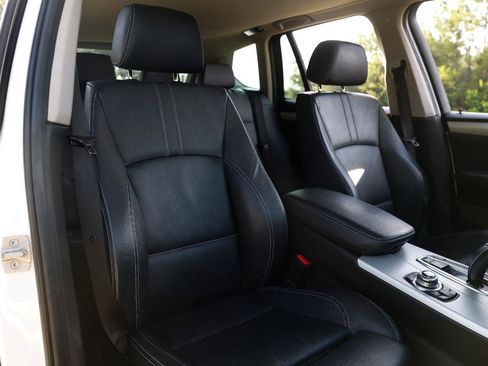 Used 2011 BMW X3 xDrive28i w/ Sport Activity Pkg AWD/4WD image 16