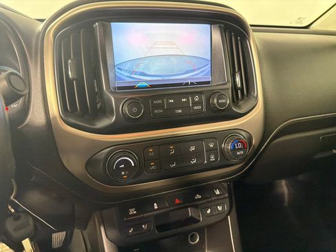 Used 2018 GMC Canyon Denali AWD/4WD image 16